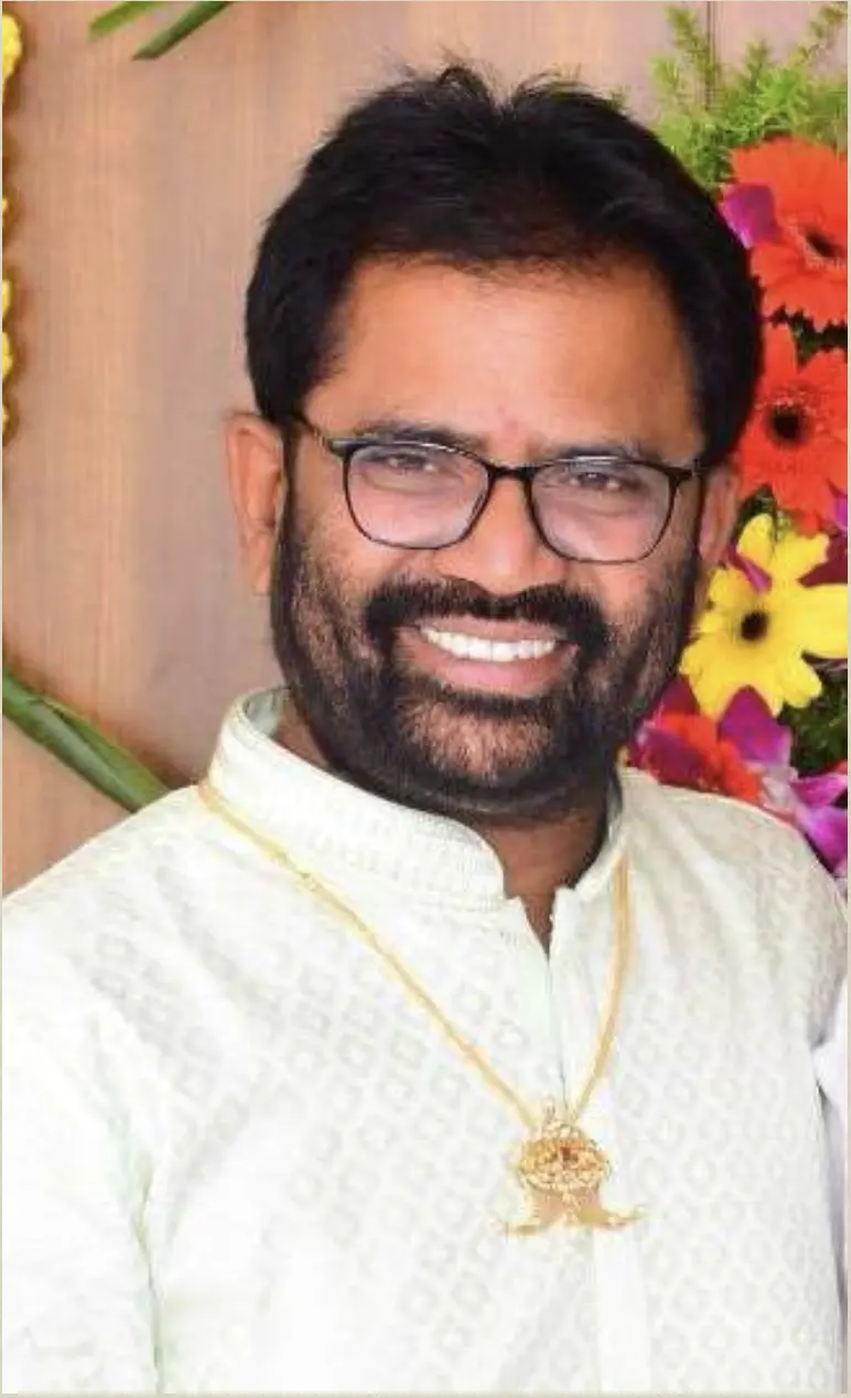 Mr. Damodaram Madhavaneni, Managing Partner